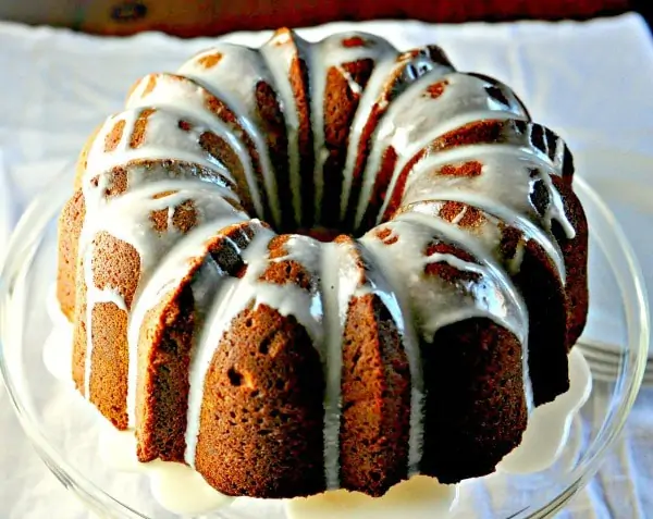 Easy Cream Cheese Pound Cake @loavesanddishes.net 1
