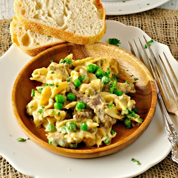 Easy Weeknight Beef Stroganoff @loavesanddishes.net