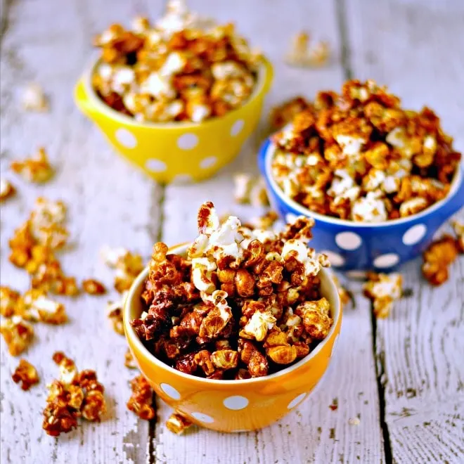 Freaky Hot Wing popcorn @loavesanddishes.net