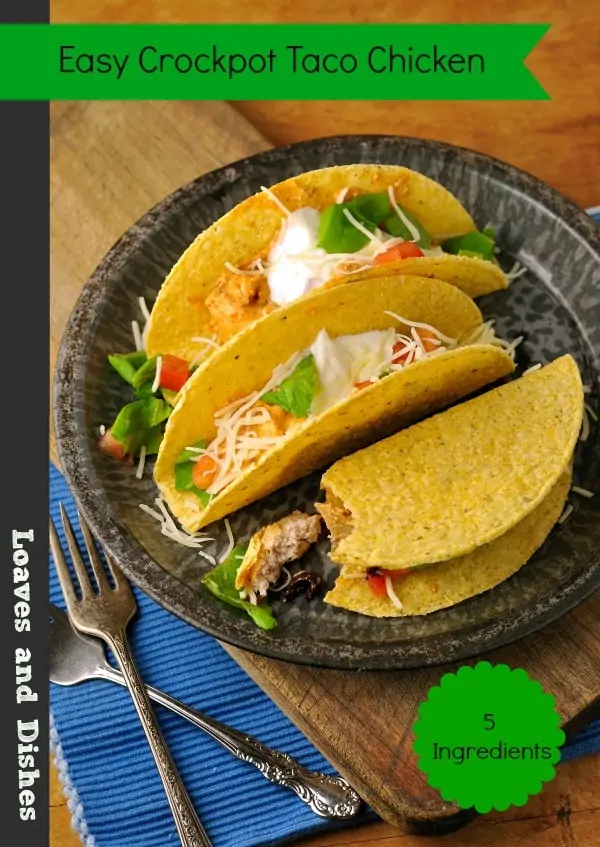 Easy Crockpot Taco Chicken @loavesanddishes.net