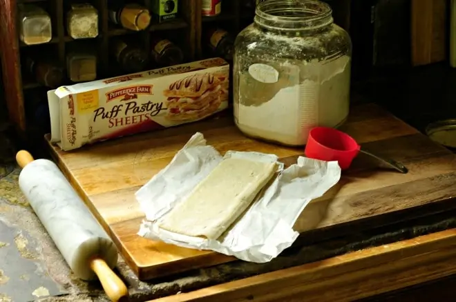 Cherry Hand Pies @loavesanddishes.net