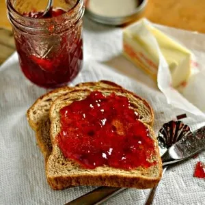 How to make and can strawberry jam @loavesanddishes.net
