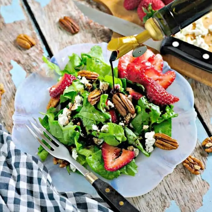 Strawberry Toasted Pecan and Goat Cheese Salad @loavesanddishes.net