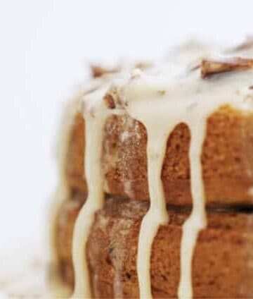 A view of the icing running down the sides of the pumpkin praline cake