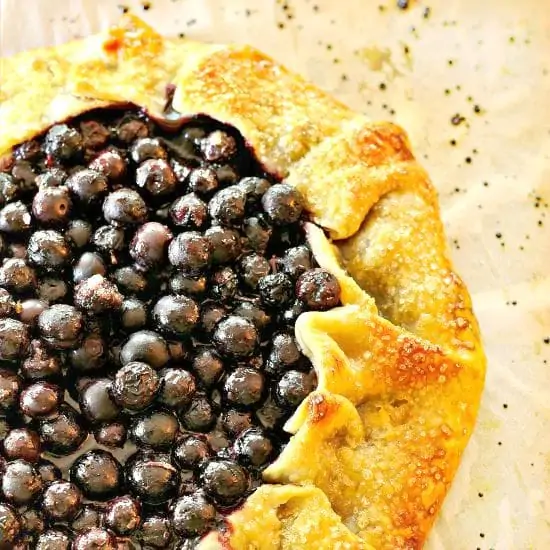 Rustic Blueberry Galette @loavesanddishes.net