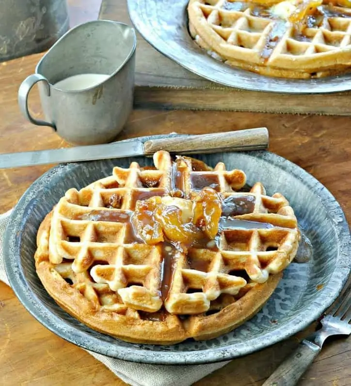 Apple Pecan Waffles with Apple Pecan Topping @ www.loavesanddishes.net