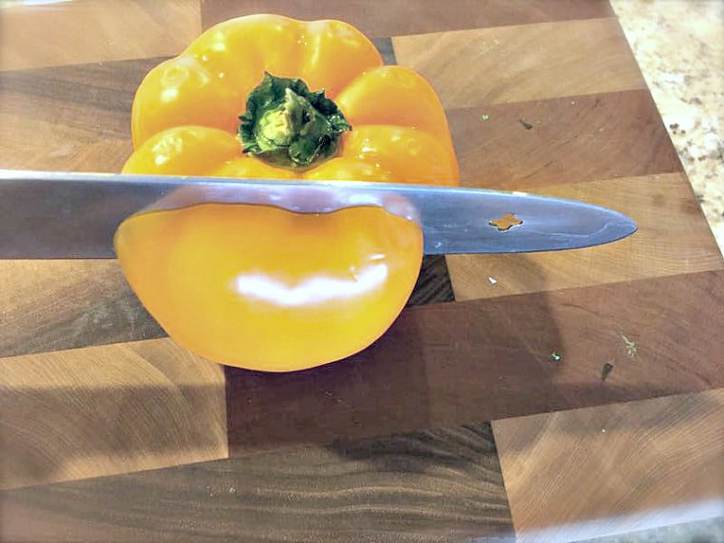 How to Cut a Bell Pepper