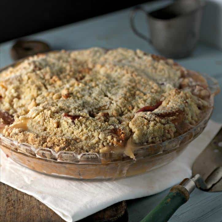 Old Fashioned Peaches and Cream Pie