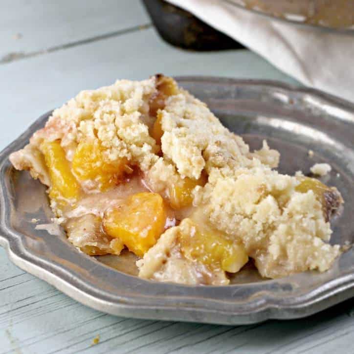 Old Fashioned Peaches and Cream Pie