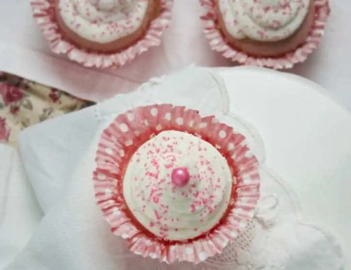 Easy Pink Vanilla Cupcake