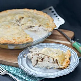 Easy Chicken Pie @www.loavesanddishes.net