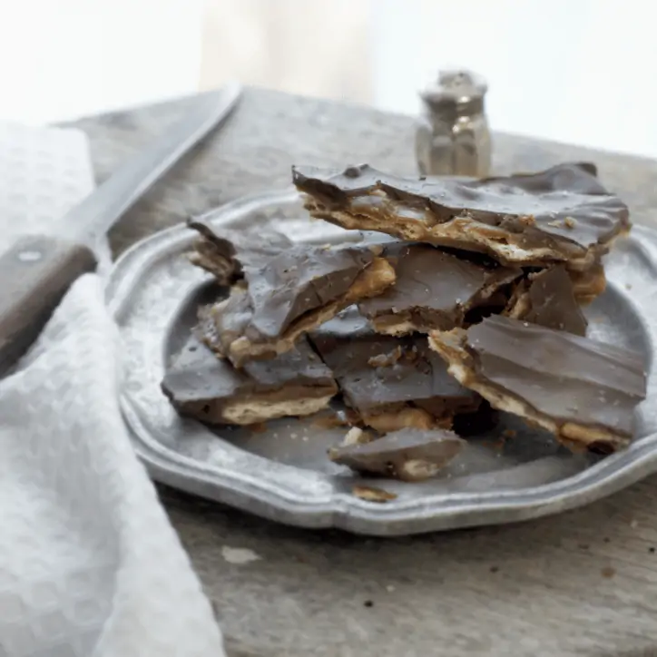 Blissful Salted Chocolate Bark That Will Make You Smile