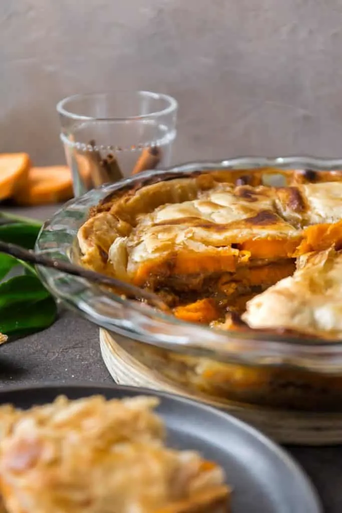The layers of the sweet potato cobbler