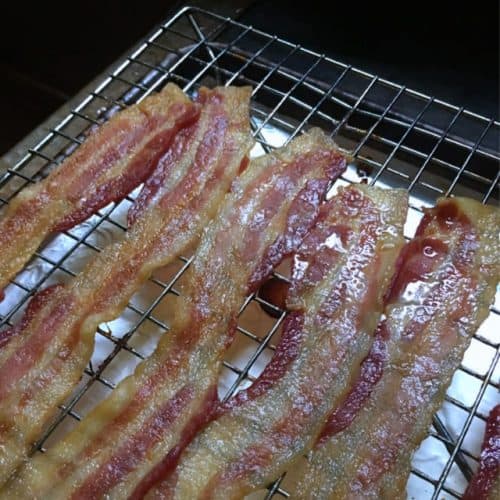 How to Cook Bacon in the Oven on a Rack • Loaves and Dishes
