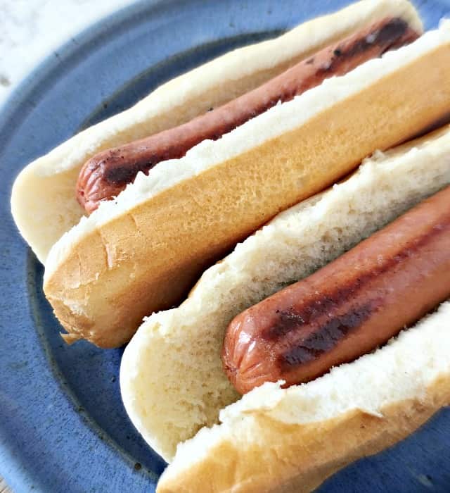 10 Minute Recipe How To Boil Hot Dogs Loaves And Dishes