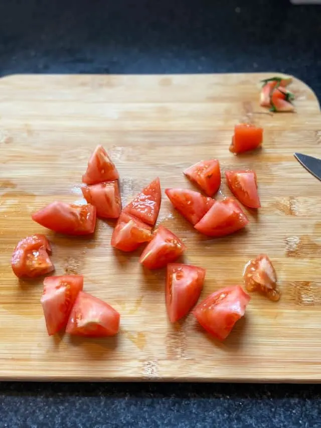 tomato slices cut into pieces