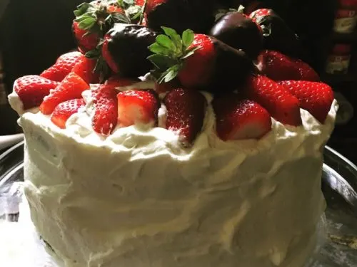 Easy Strawberry Easter Cake