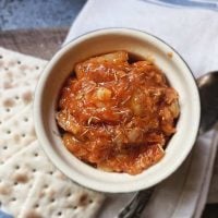 Brunswick stew in a bowl with crackers