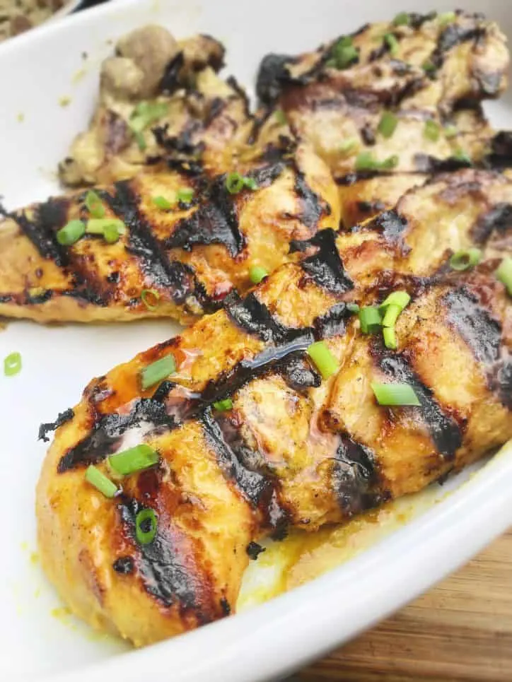 close up of honey mustard curry grilled chicken