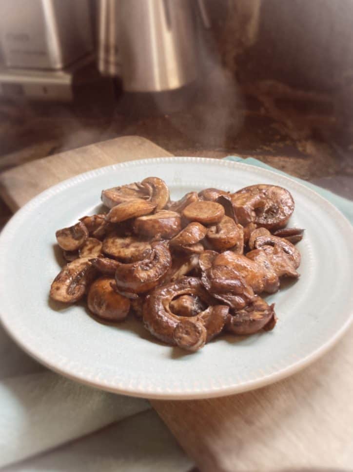 plate of mushrooms