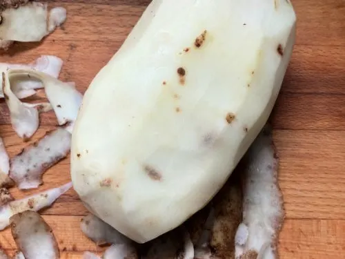 How To Peel Potatoes
