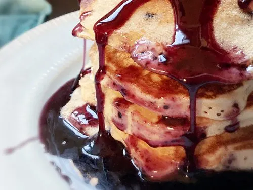 pancakes with syrup
