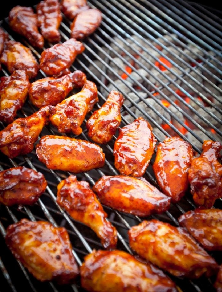 chicken wings on a grill