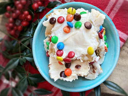 white chocolate saltine toffee with m&ms