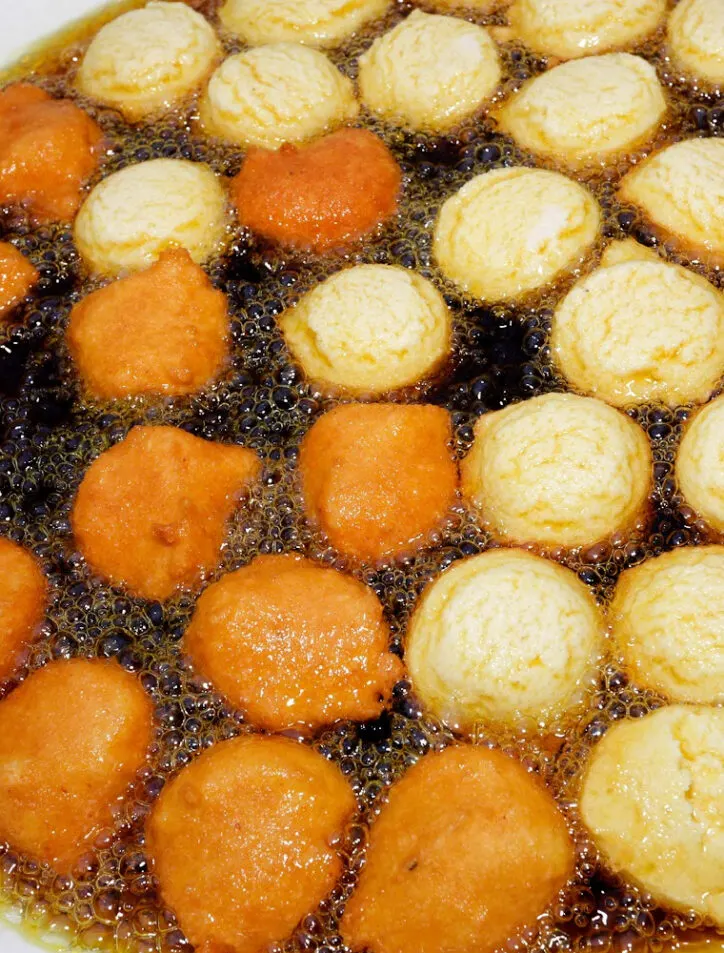 fried things in vat