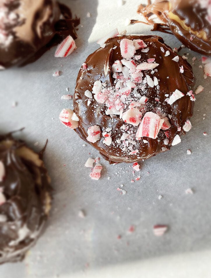 ritz chocolate covered crackers with nutella