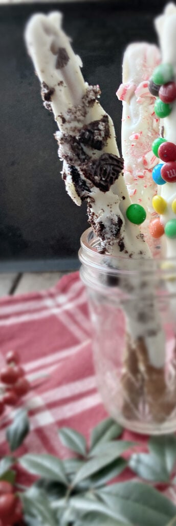 White chocolate rod pretzels with oreos