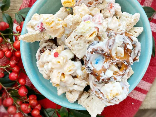 holiday snack mix