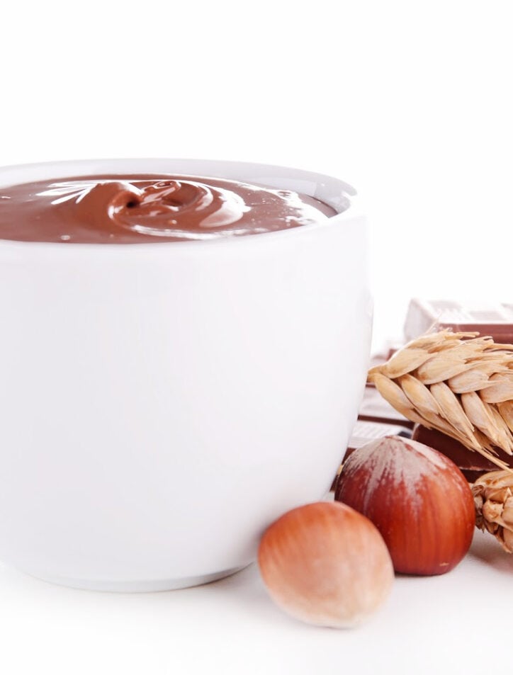 bowl of nutella and nuts