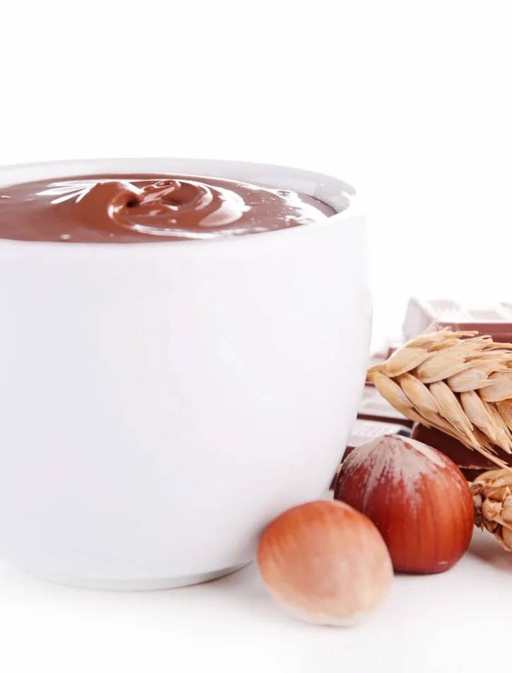 bowl of nutella and nuts