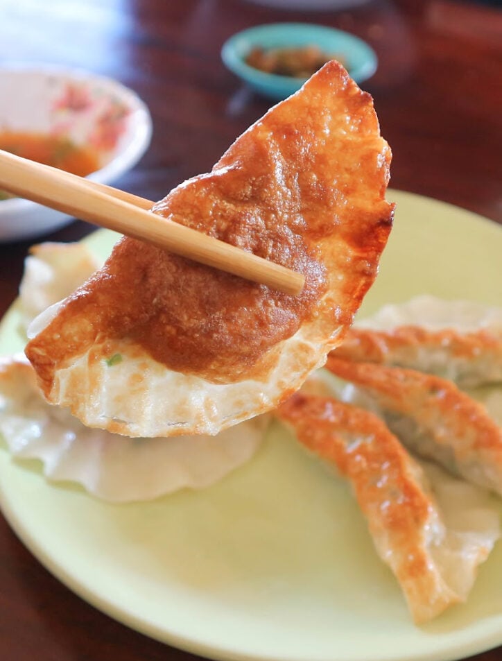 Air fryer cream cheese won ton