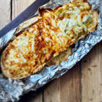 pan of green chili cheese bread