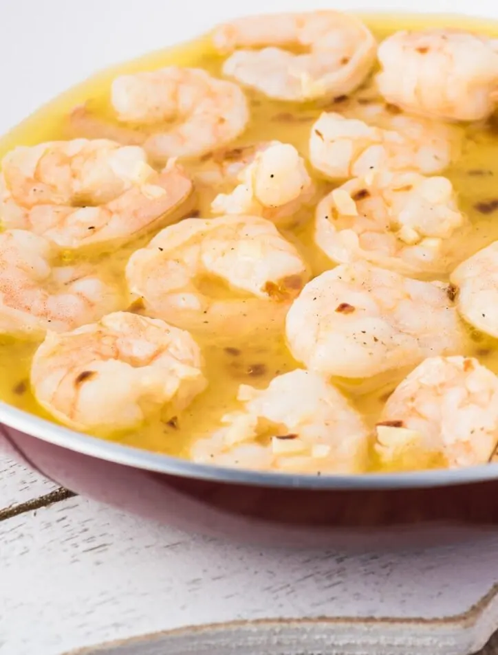 bowl of how to cook shrimp in butter