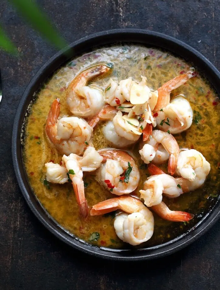 pan of how to cook shrimp in butter.