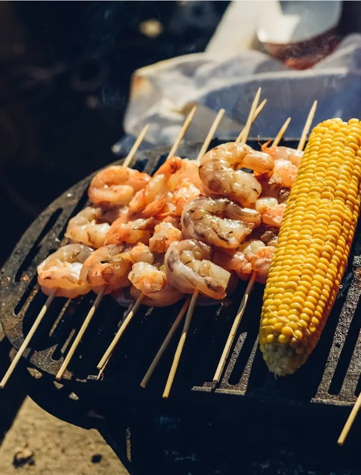 how to cook shrimp on the grill with corn