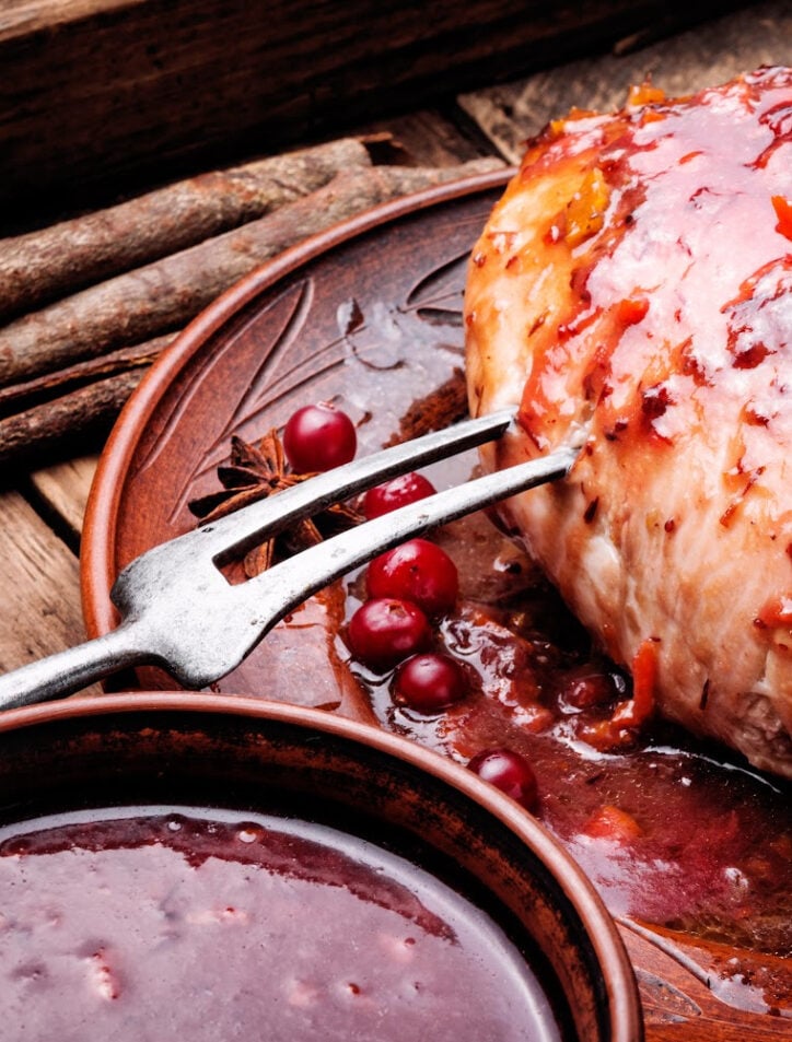 canned cranberry sauce turkey and fork