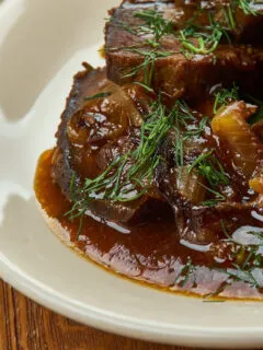 can you freeze pot roast on plate