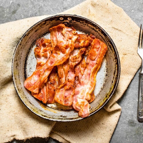 toaster oven bacon on a a plate