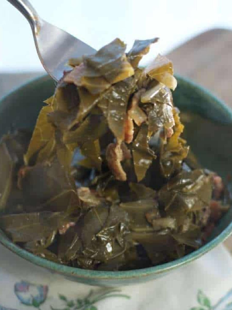 Easy Southern Collard Greens Recipe (& how to clean) • Loaves and Dishes