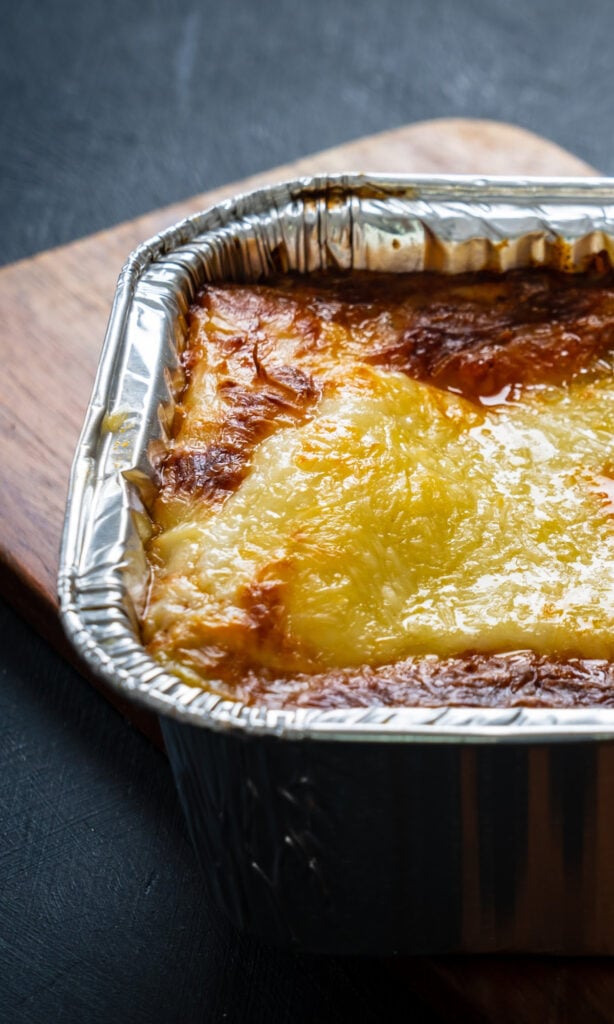 Easy gift lasagna and cutting board.