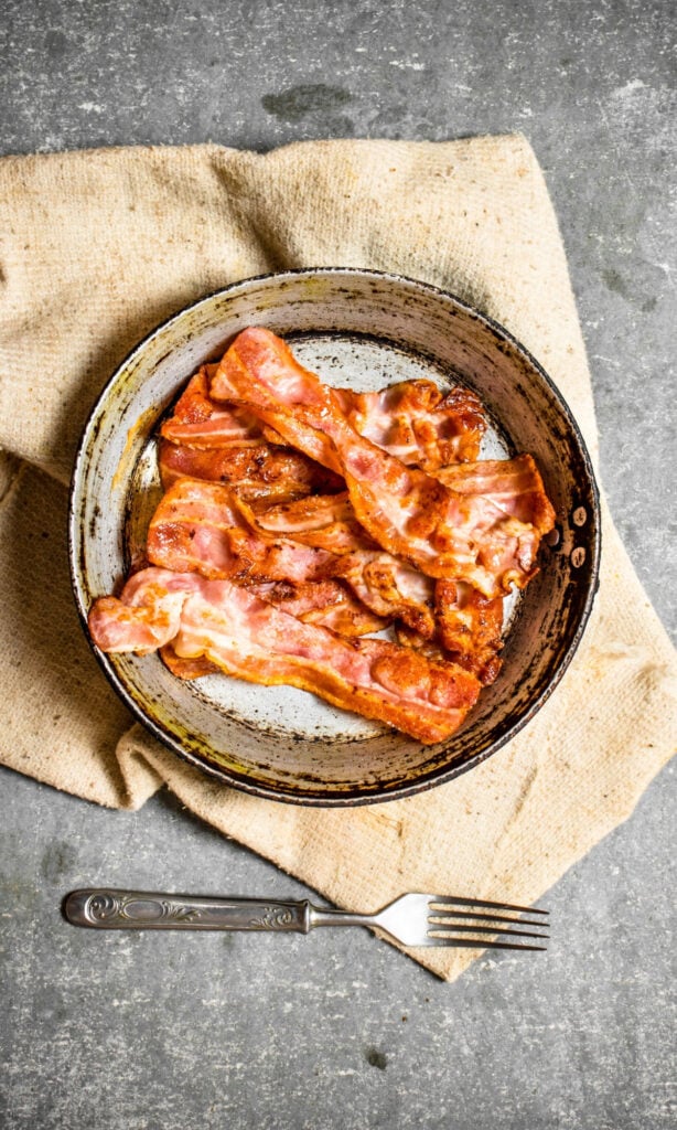 Bacon in a pan.